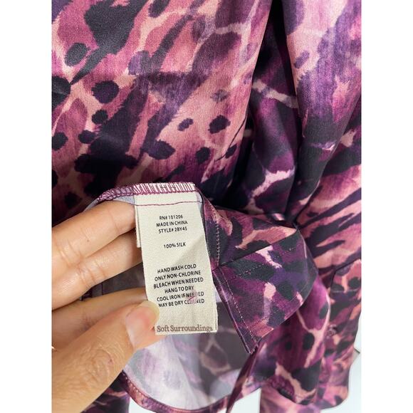 Soft Surroundings 100% Silk Purple Animal Print Button-Up Tunic Shirt M - Picture 4 of 5